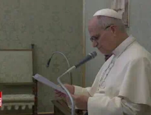 Leon XIV o apostolstwie modlitwy, włączać młodych, do Jezusa przez Najświętszy Sakrament